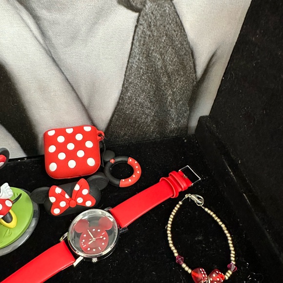 Mini mouse bundle - Picture 8 of 9